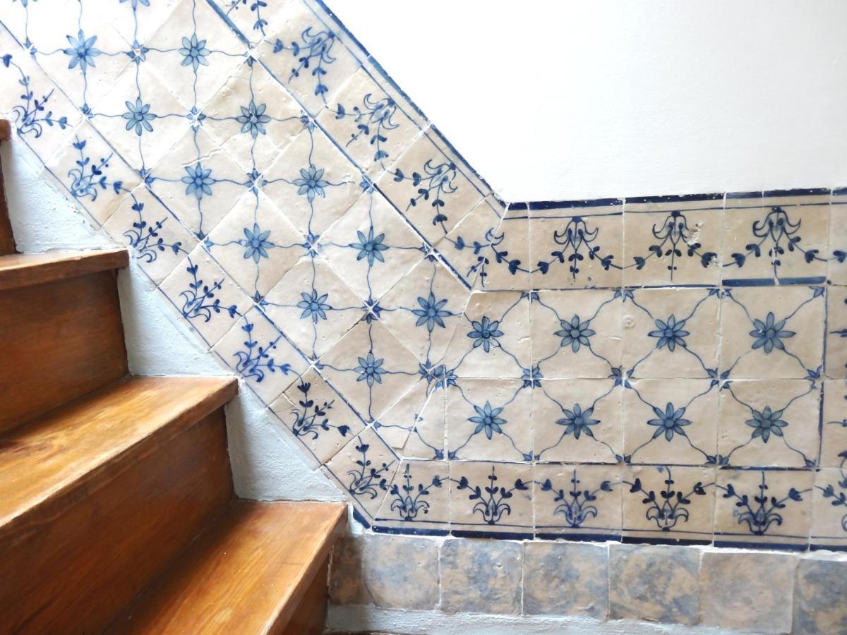 Appartement Chic Urban Retreat At Downtown With Balcony & Views à Lisboa Extérieur photo