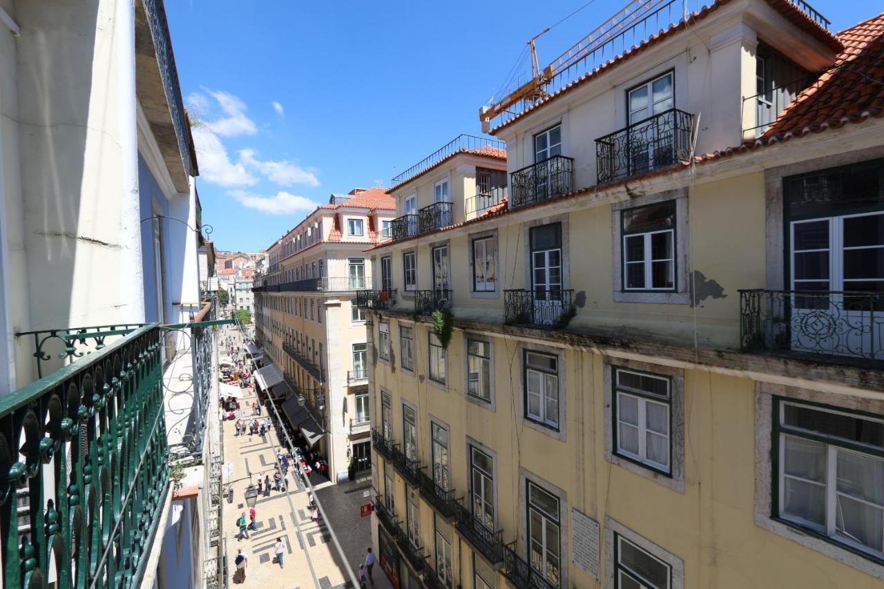 Appartement Chic Urban Retreat At Downtown With Balcony & Views à Lisboa Extérieur photo