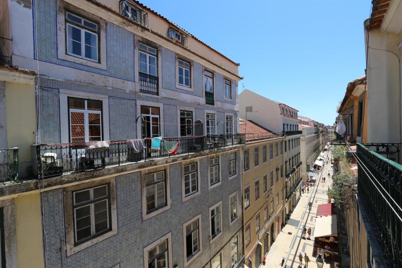 Appartement Chic Urban Retreat At Downtown With Balcony & Views à Lisboa Extérieur photo
